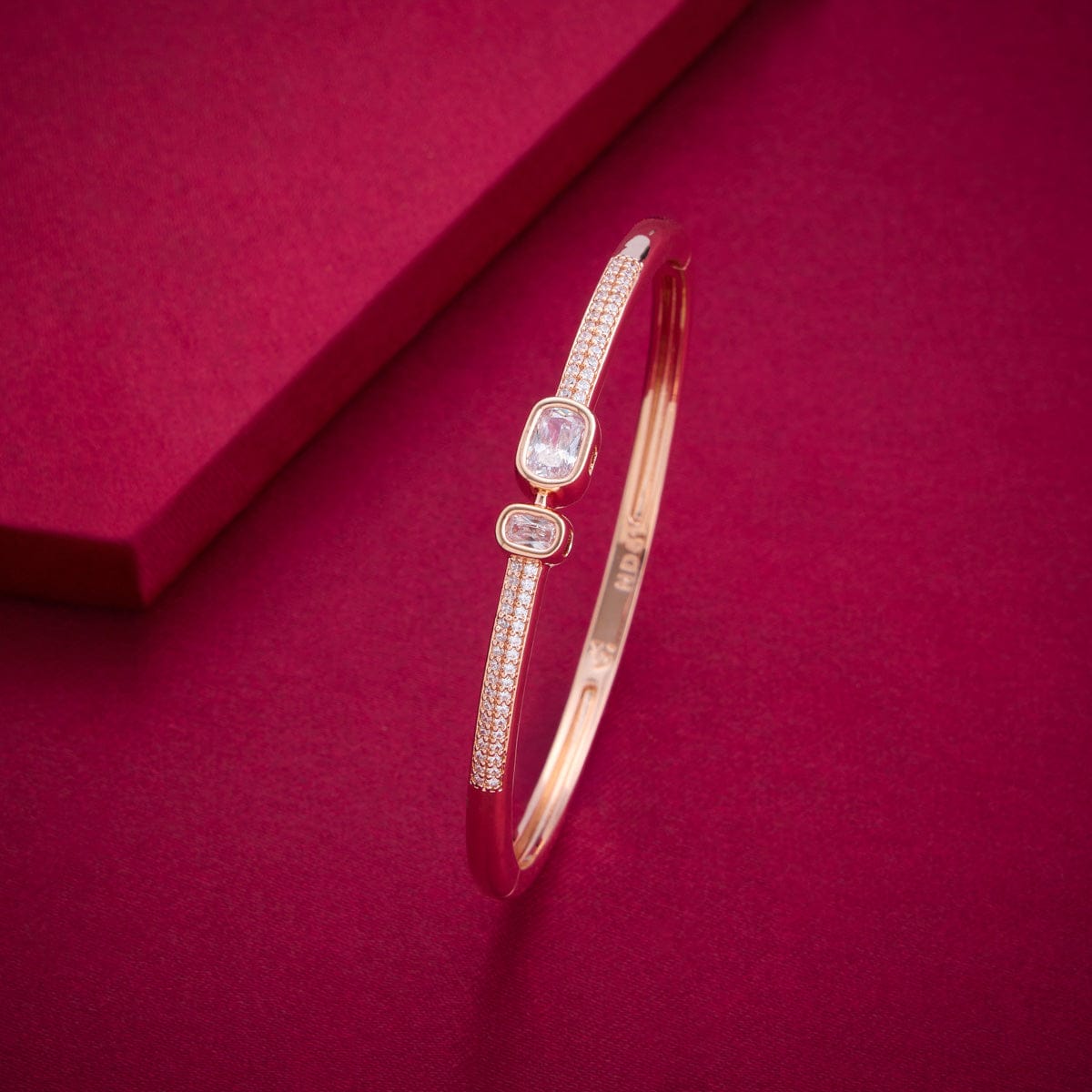 Zircon Kada Zircon Kada 191781