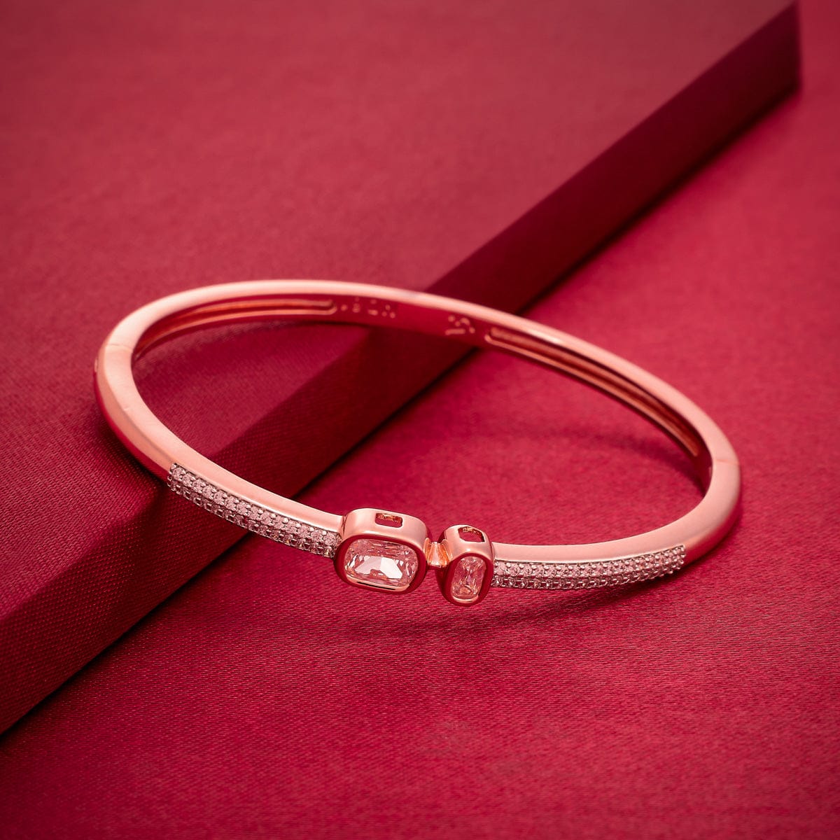 Zircon Kada Zircon Kada 191781