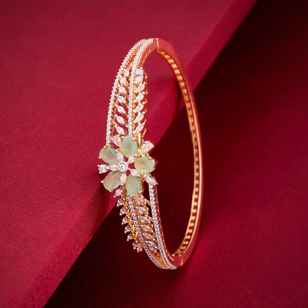 Zircon Kada Zircon Kada 192318