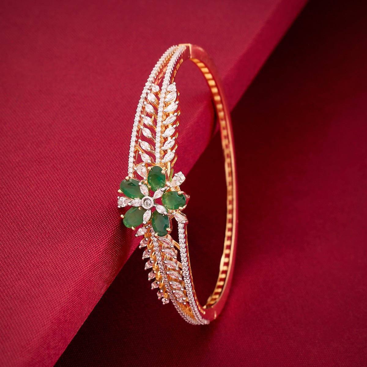 Zircon Kada Zircon Kada 192318