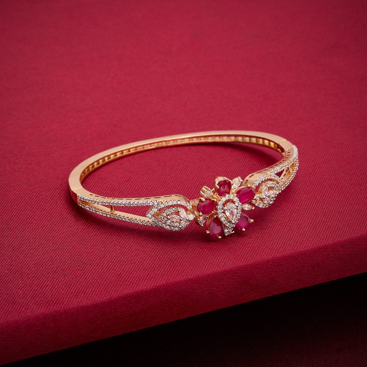 Zircon Kada Zircon Kada 192319