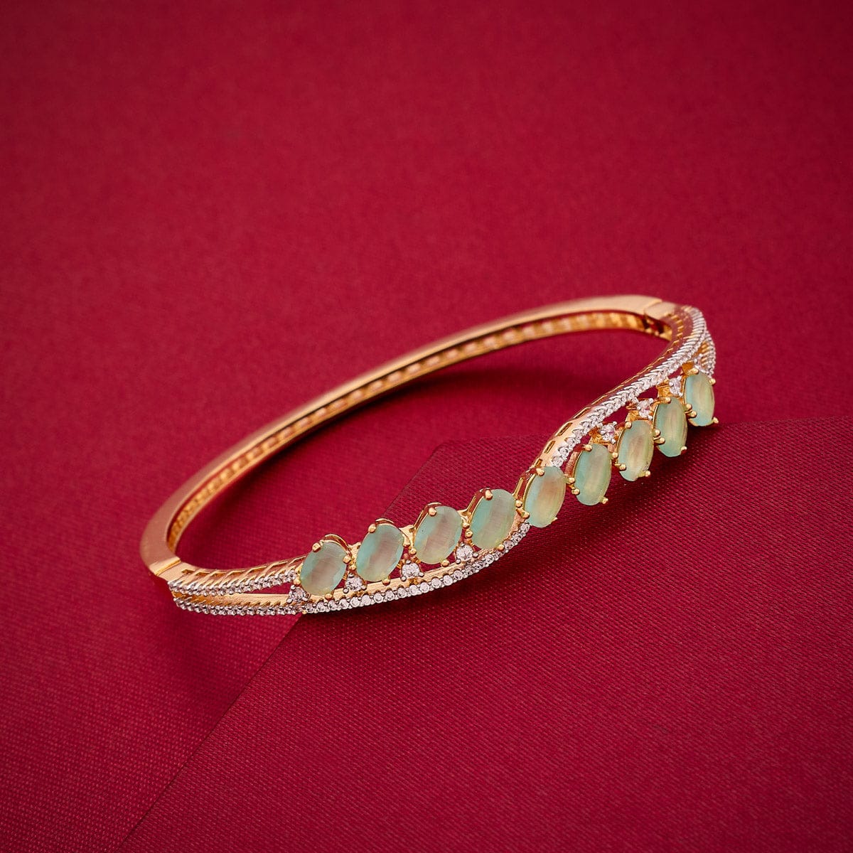 Zircon Kada Zircon Kada 192320