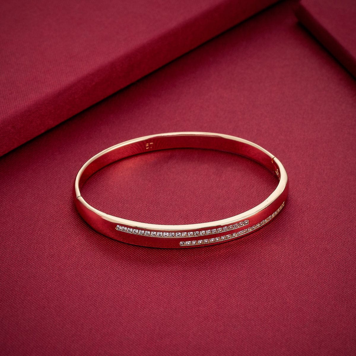 Zircon Kada Zircon Kada 192516