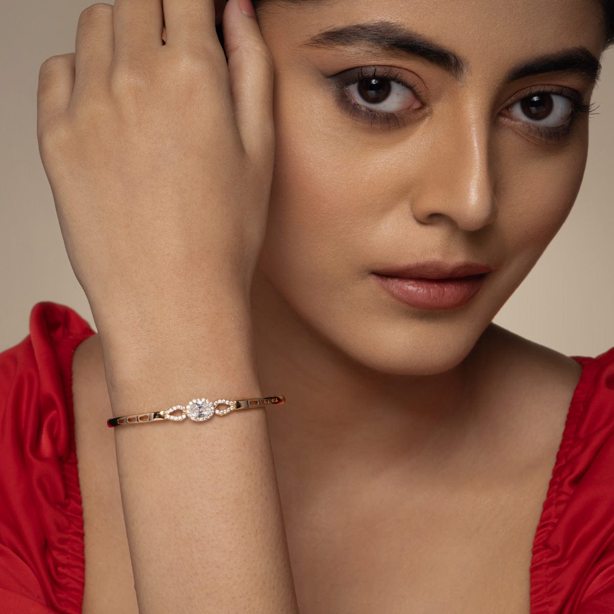 Zircon Kada Zircon Kada 192517