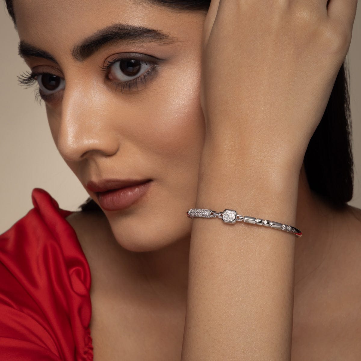 Zircon Kada Zircon Kada 192518