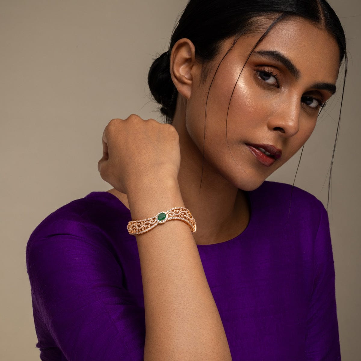 Zircon Kada Zircon Kada 192598