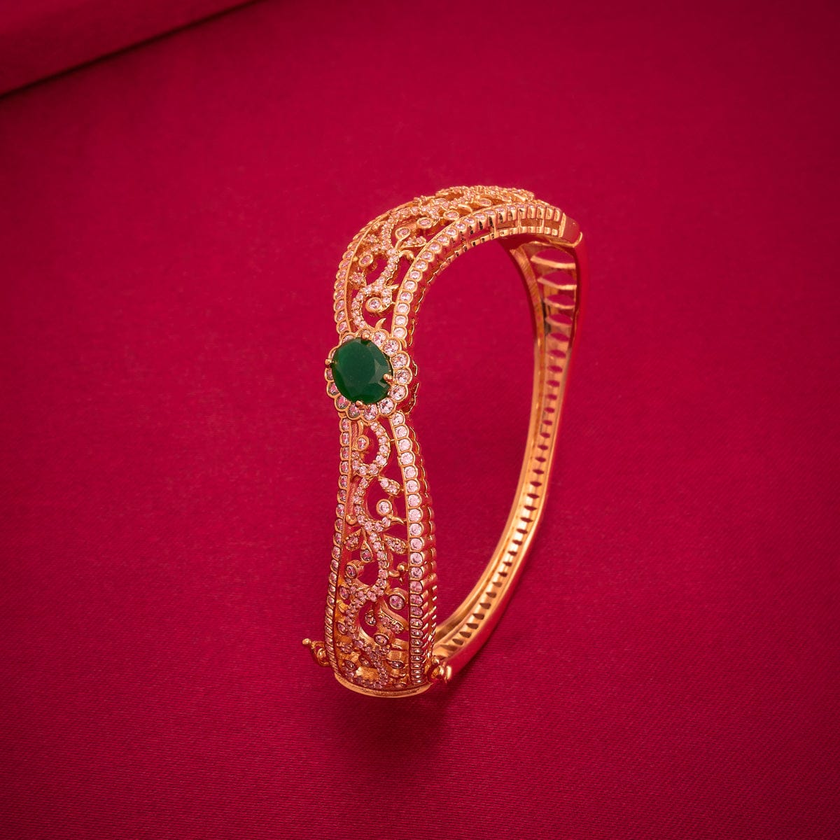 Zircon Kada Zircon Kada 192598