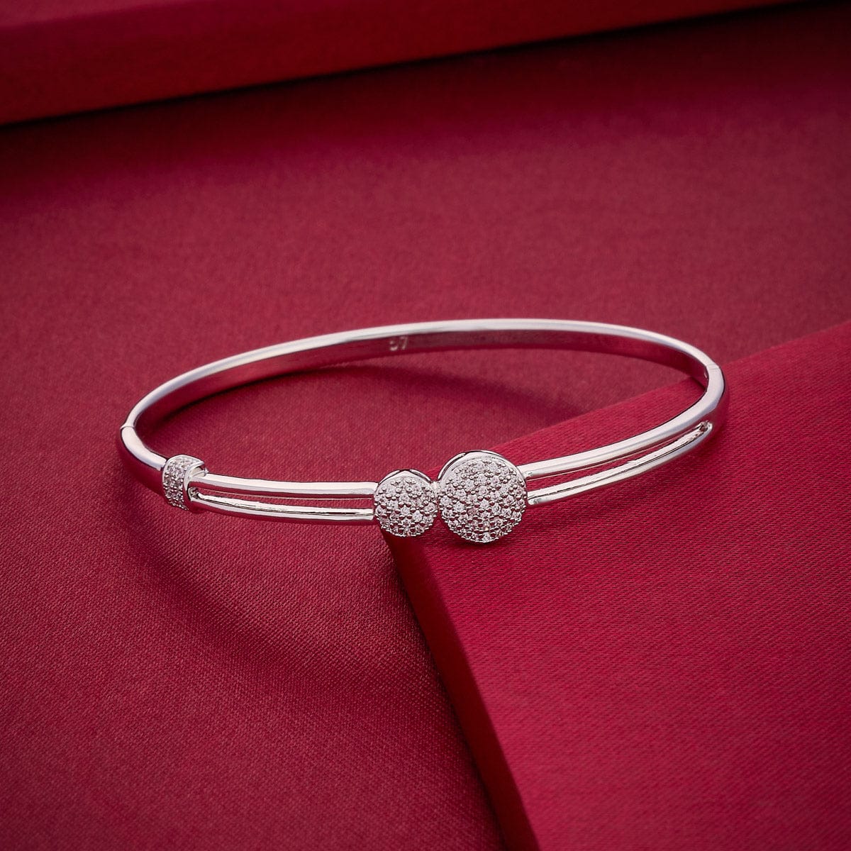 Zircon Kada Zircon Kada 192639