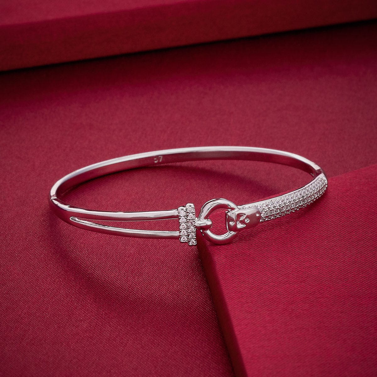 Zircon Kada Zircon Kada 192641