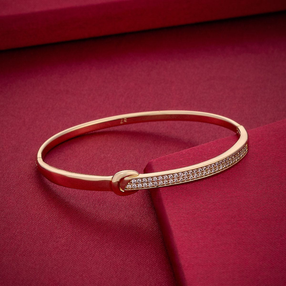 Zircon Kada Zircon Kada 192652