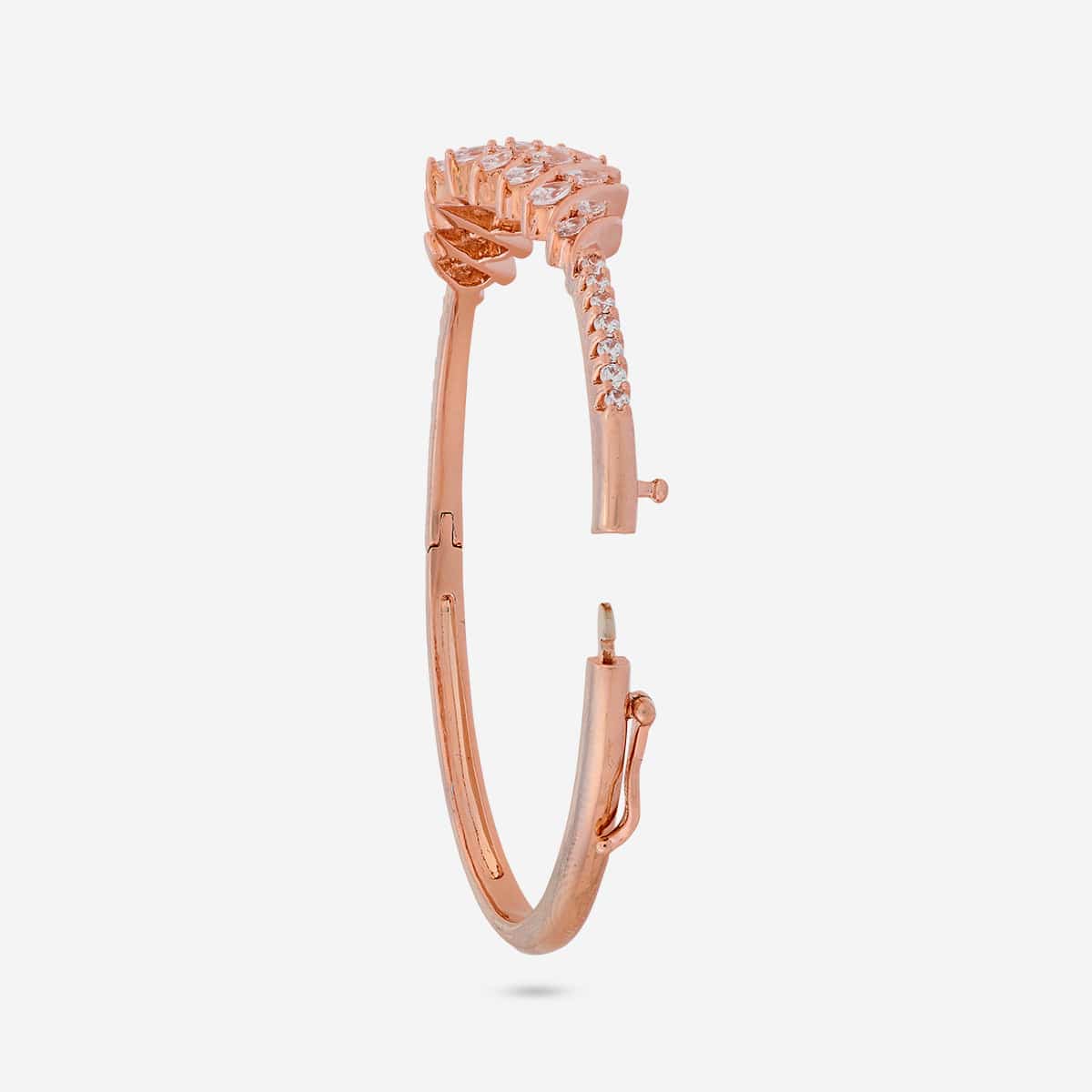 Zircon Kada Zircon Kada 194005