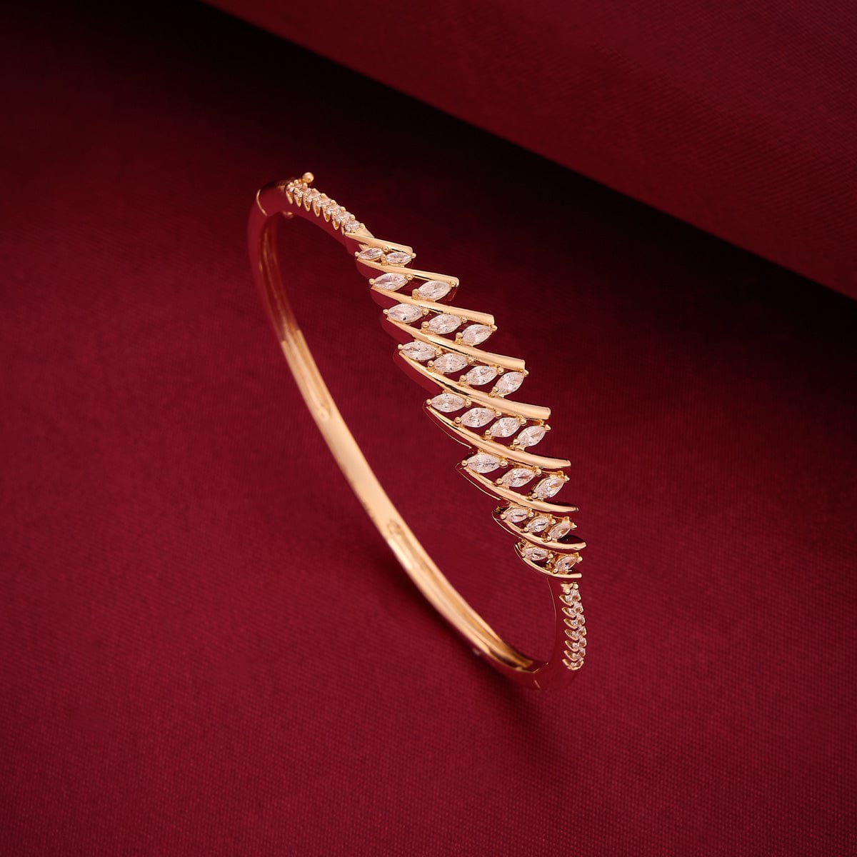 Zircon Kada Zircon Kada 194005