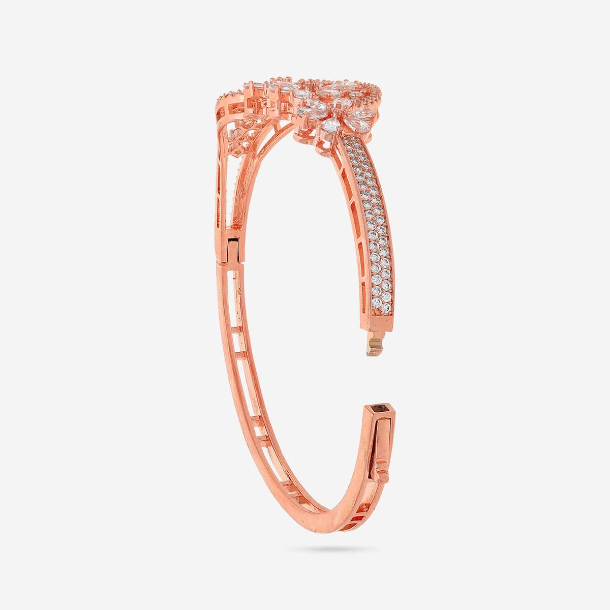 Zircon Kada Zircon Kada 194489