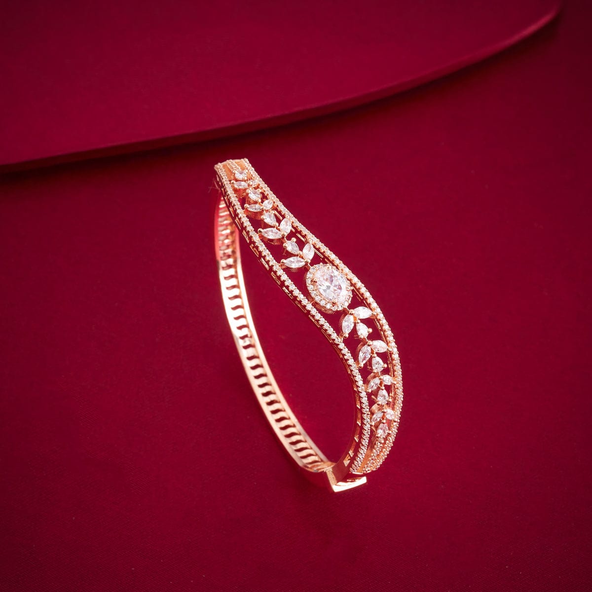 Zircon Kada Zircon Kada 194490