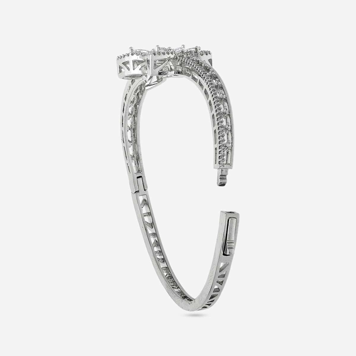 Zircon Kada Zircon Kada 194492