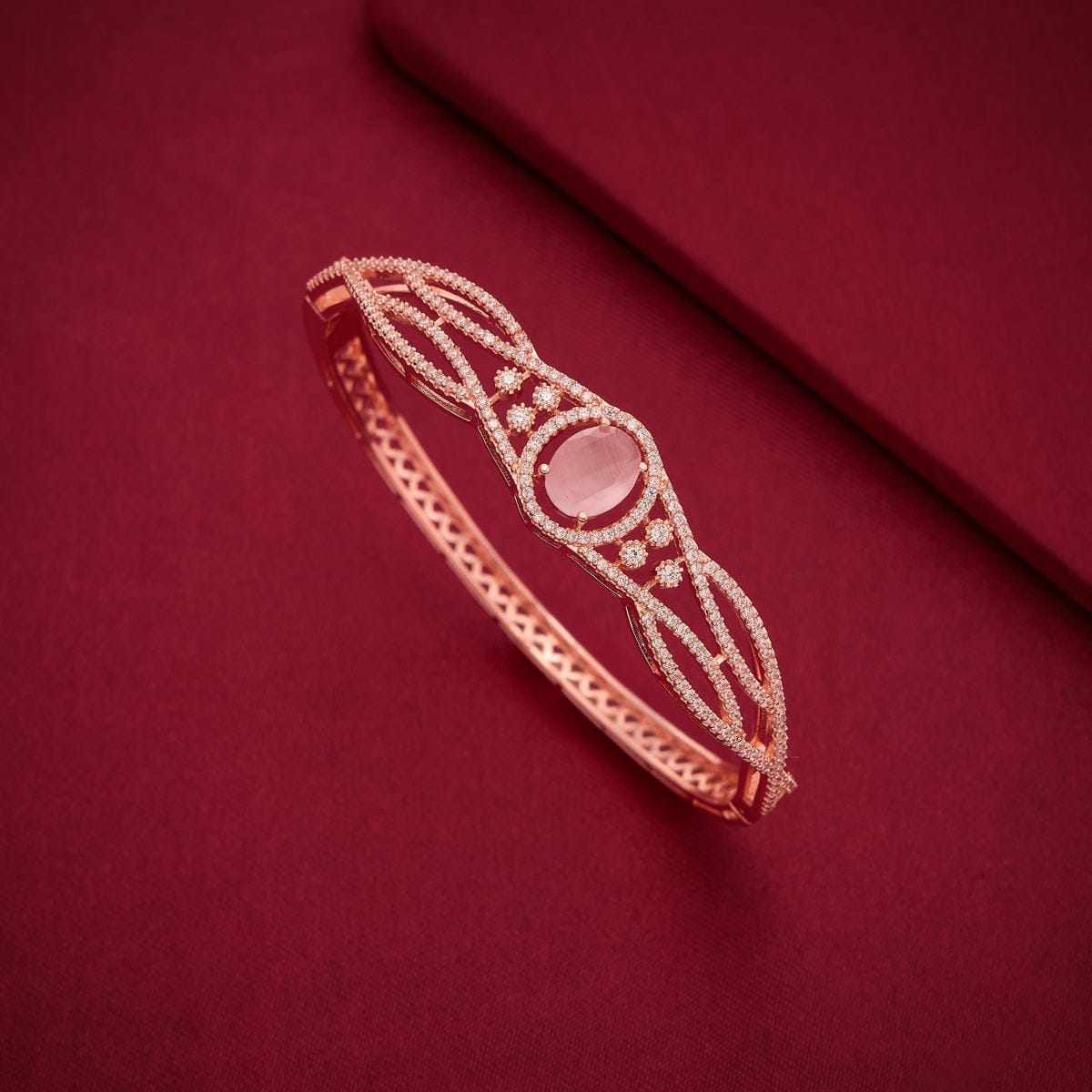 Zircon Kada Zircon Kada 194494