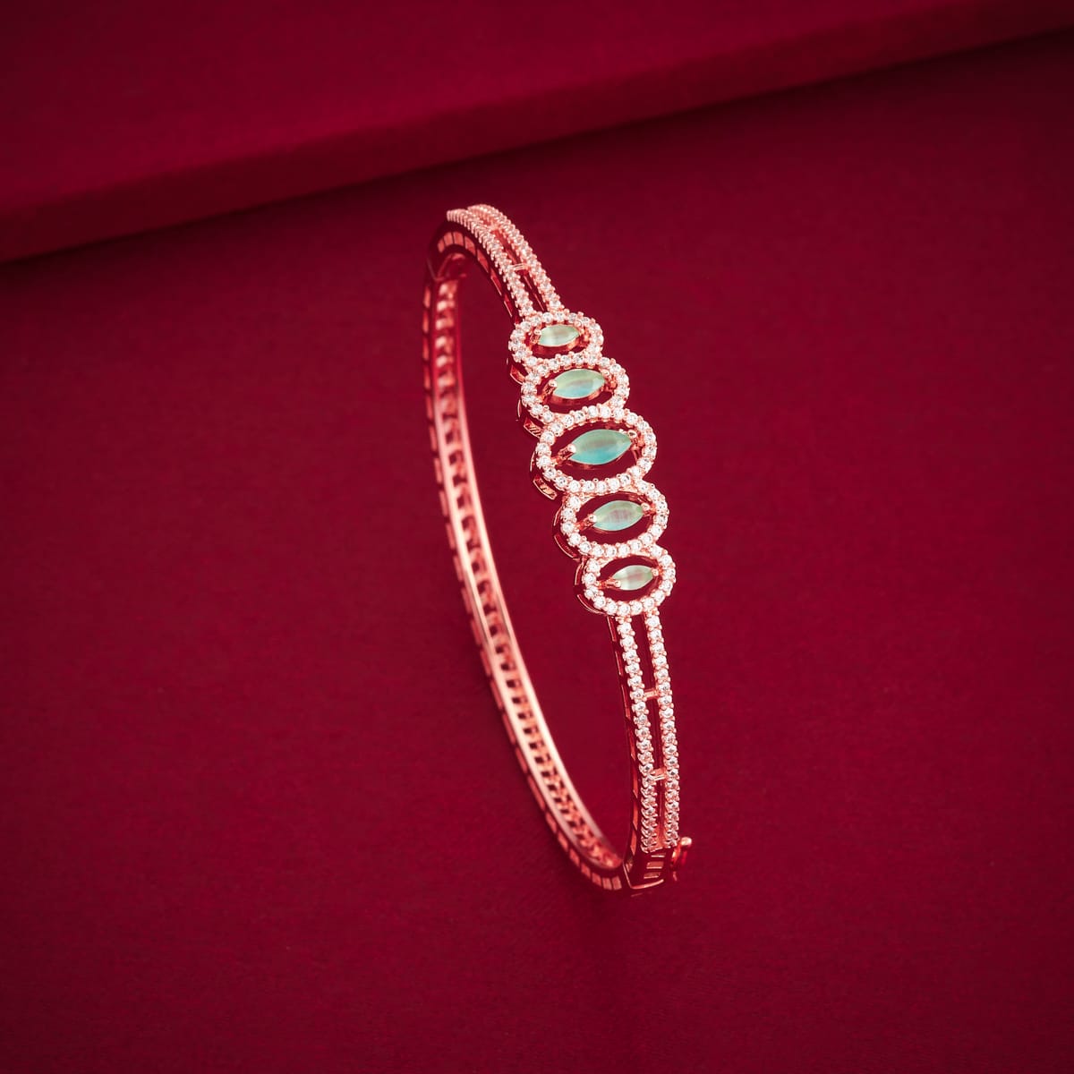 Zircon Kada Zircon Kada 196836
