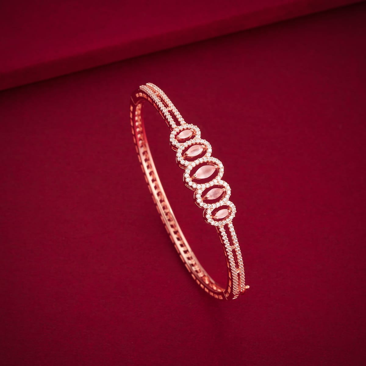 Zircon Kada Zircon Kada 196836