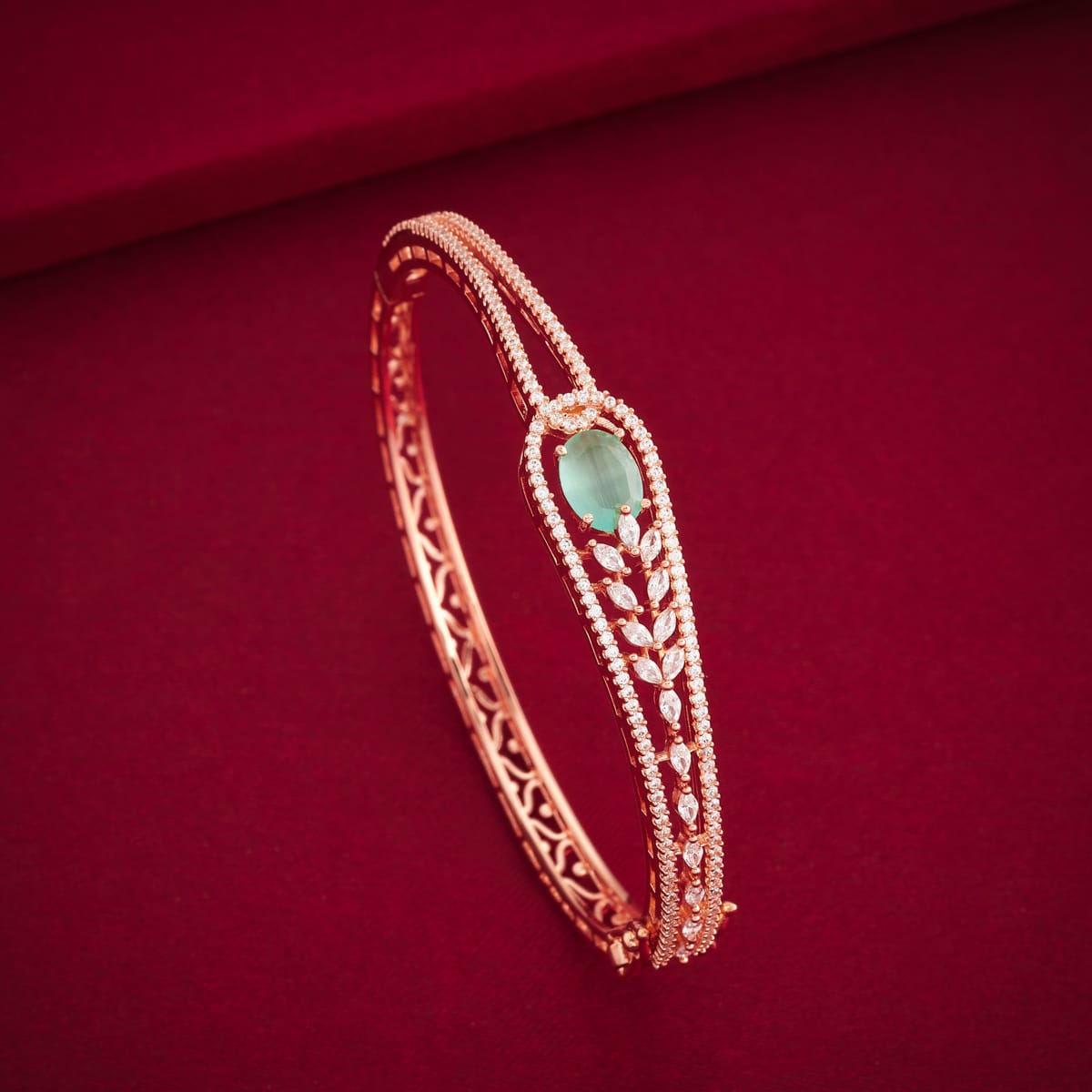 Zircon Kada Zircon Kada 197117