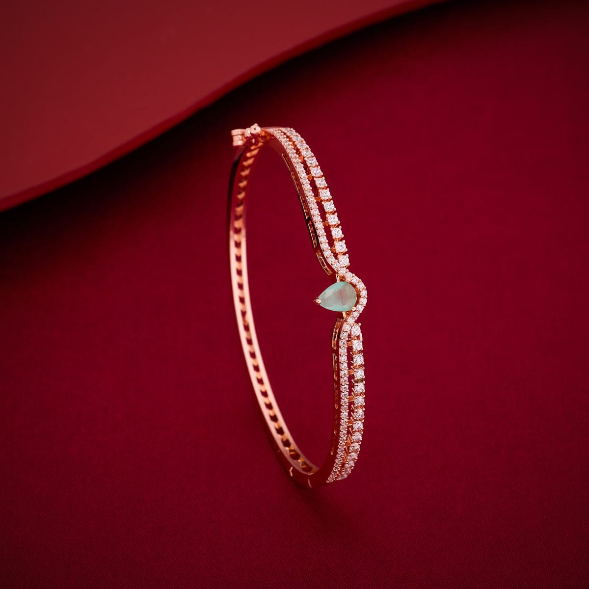 Zircon Kada Zircon Kada 197428