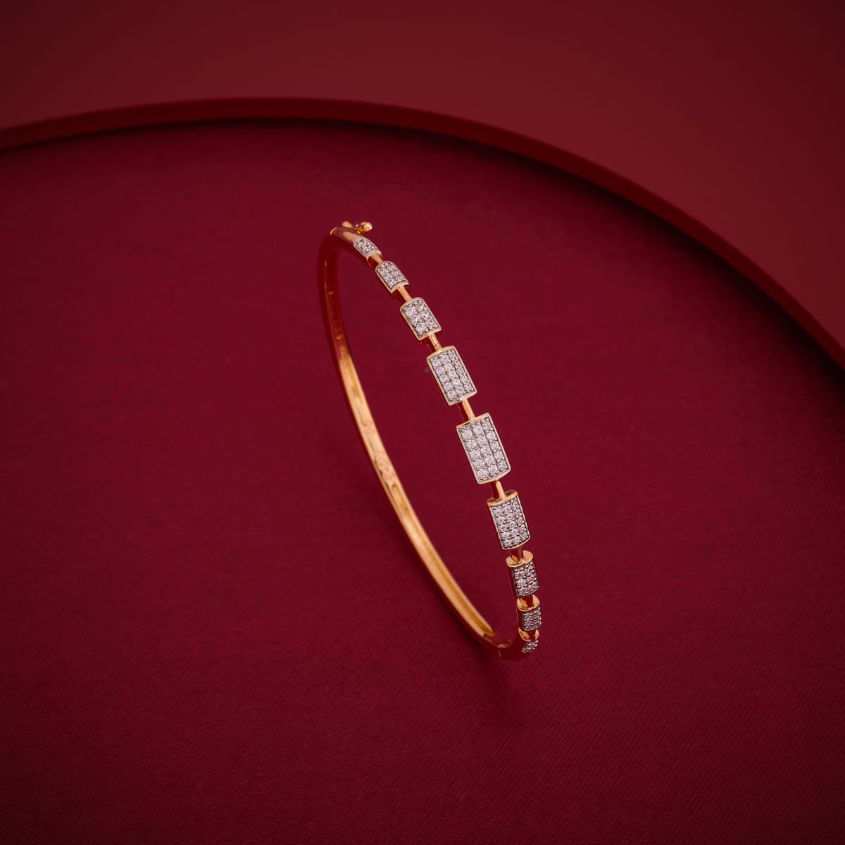 Zircon Kada Zircon Kada 197748