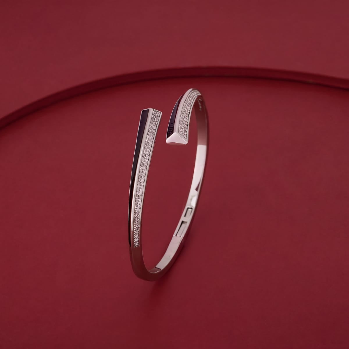 Zircon Kada Zircon Kada 201512