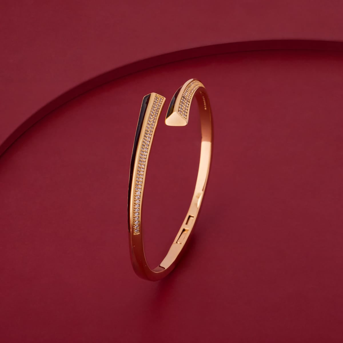 Zircon Kada Zircon Kada 201512
