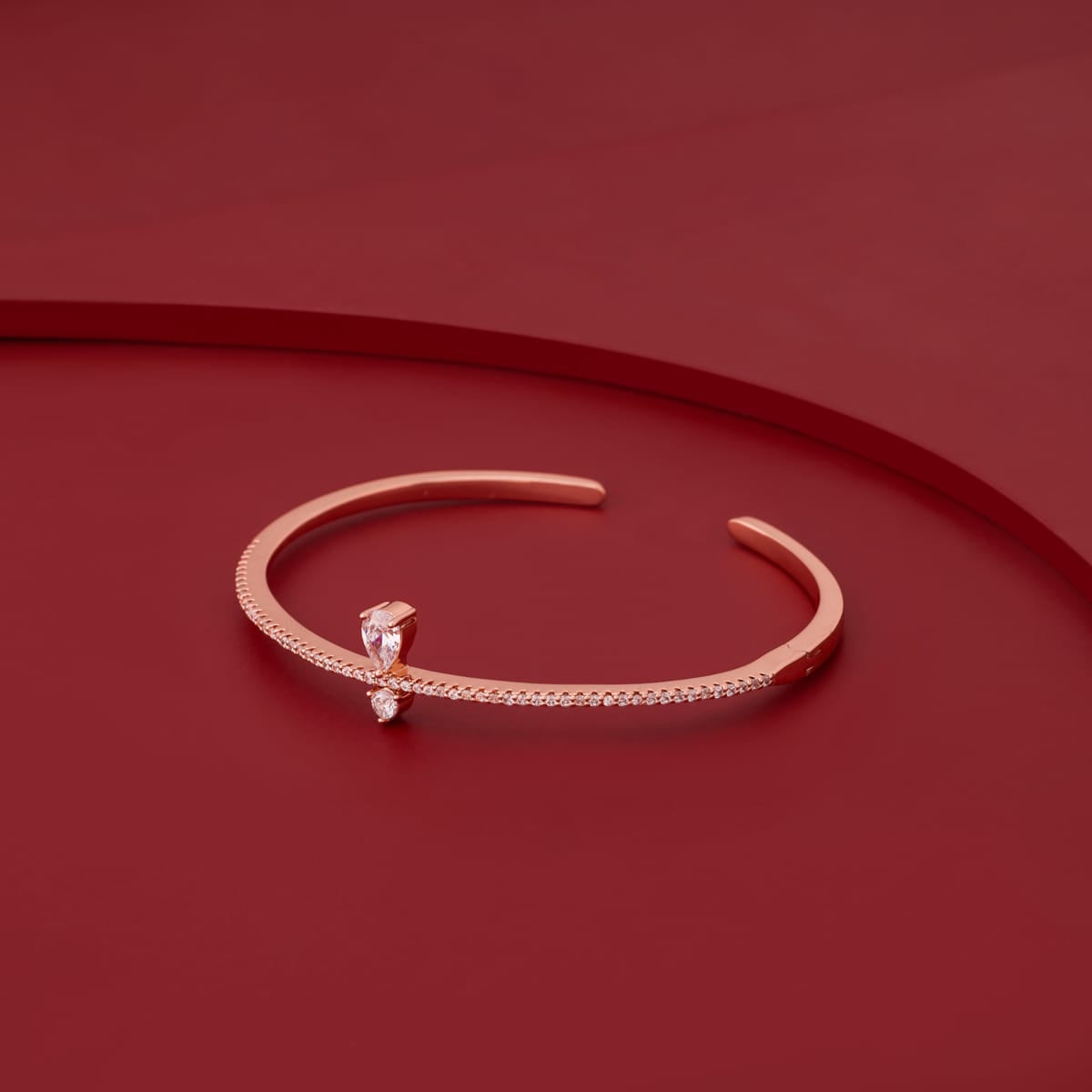 Zircon Kada Zircon Kada 201525