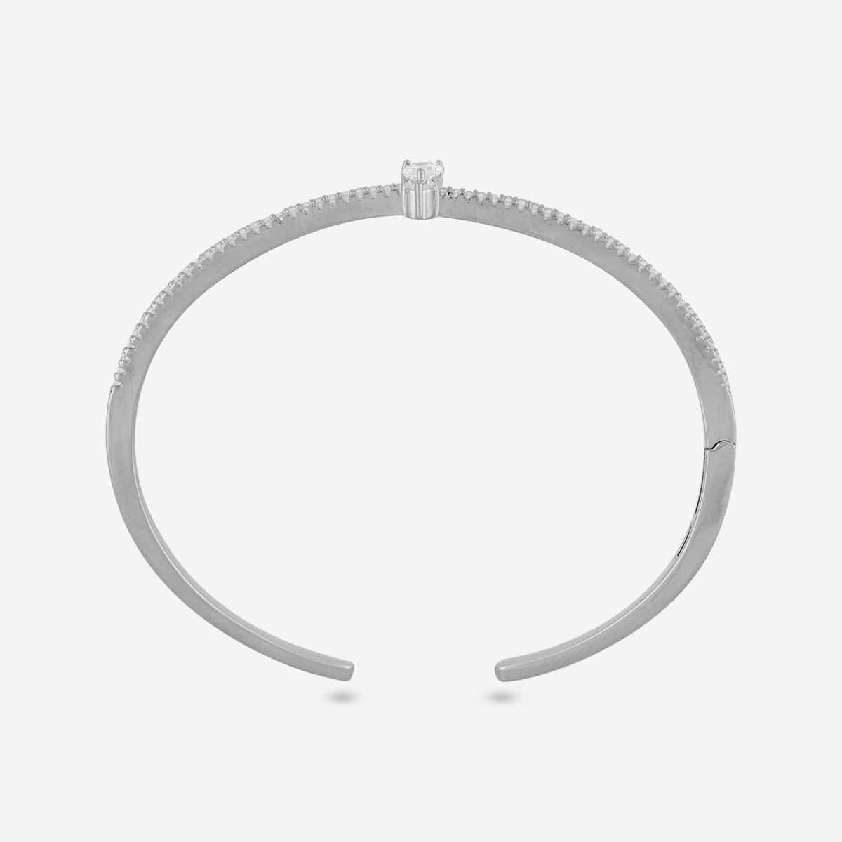 Zircon Kada Zircon Kada 201525
