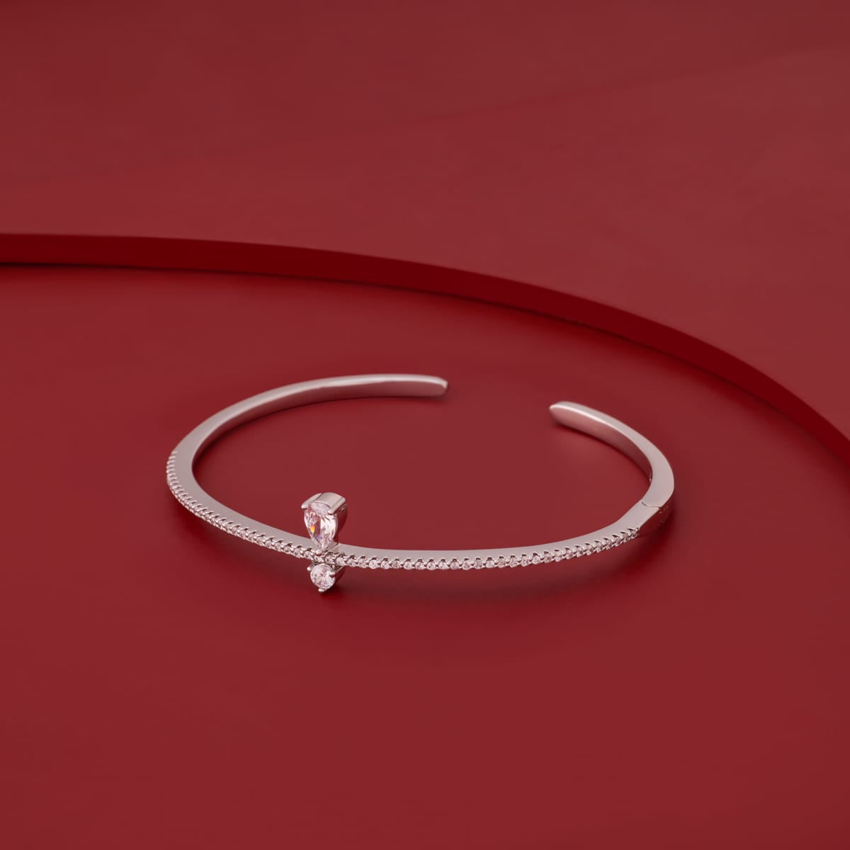 Zircon Kada Zircon Kada 201525