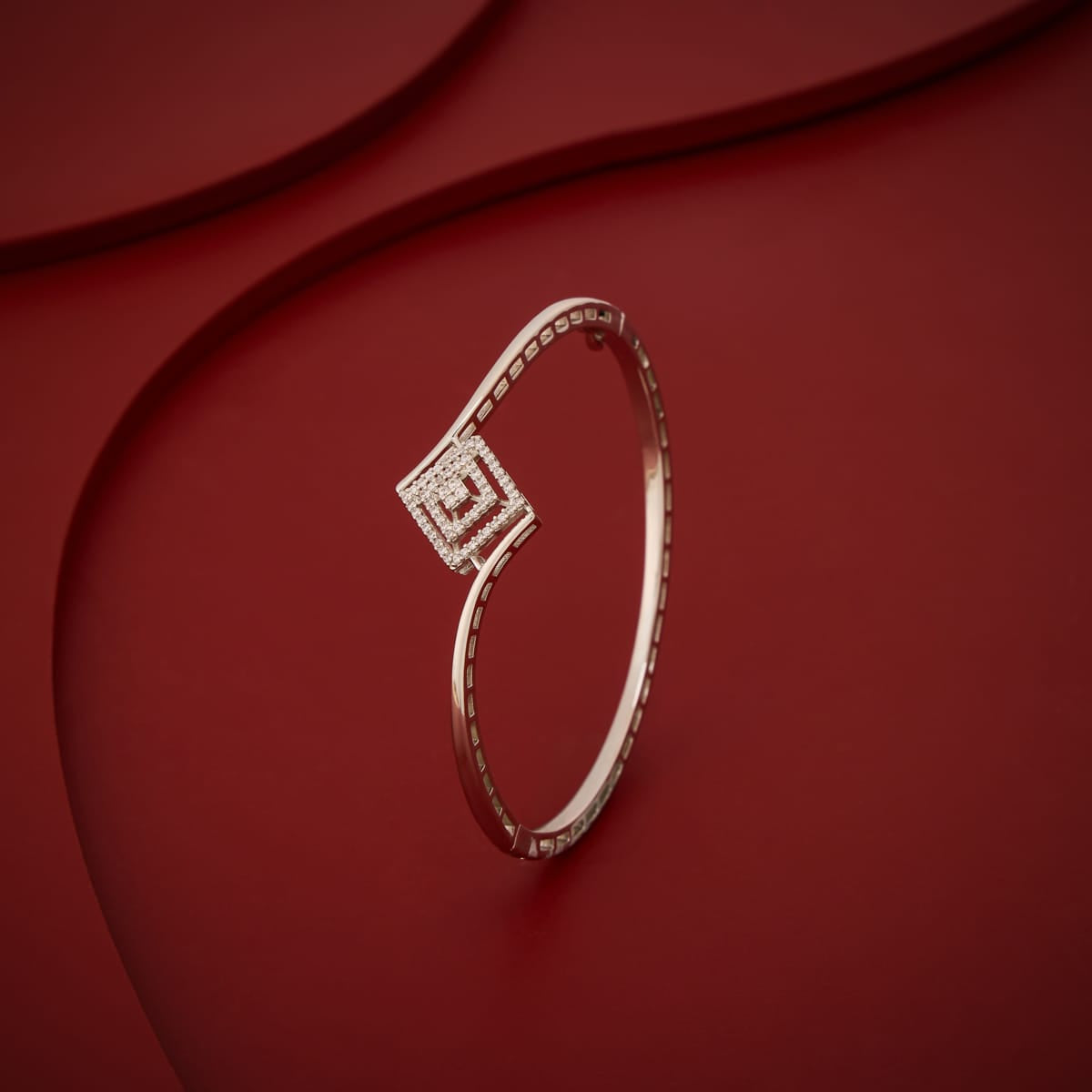 Zircon Kada Zircon Kada 204656