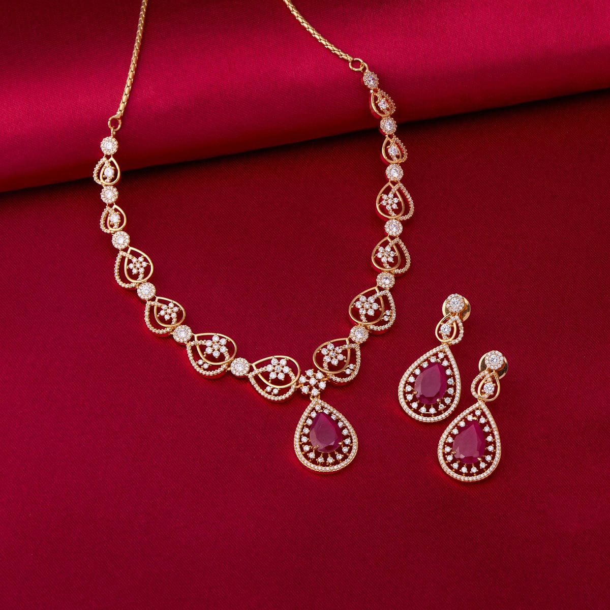 Zircon Necklace Zircon Necklace 184389