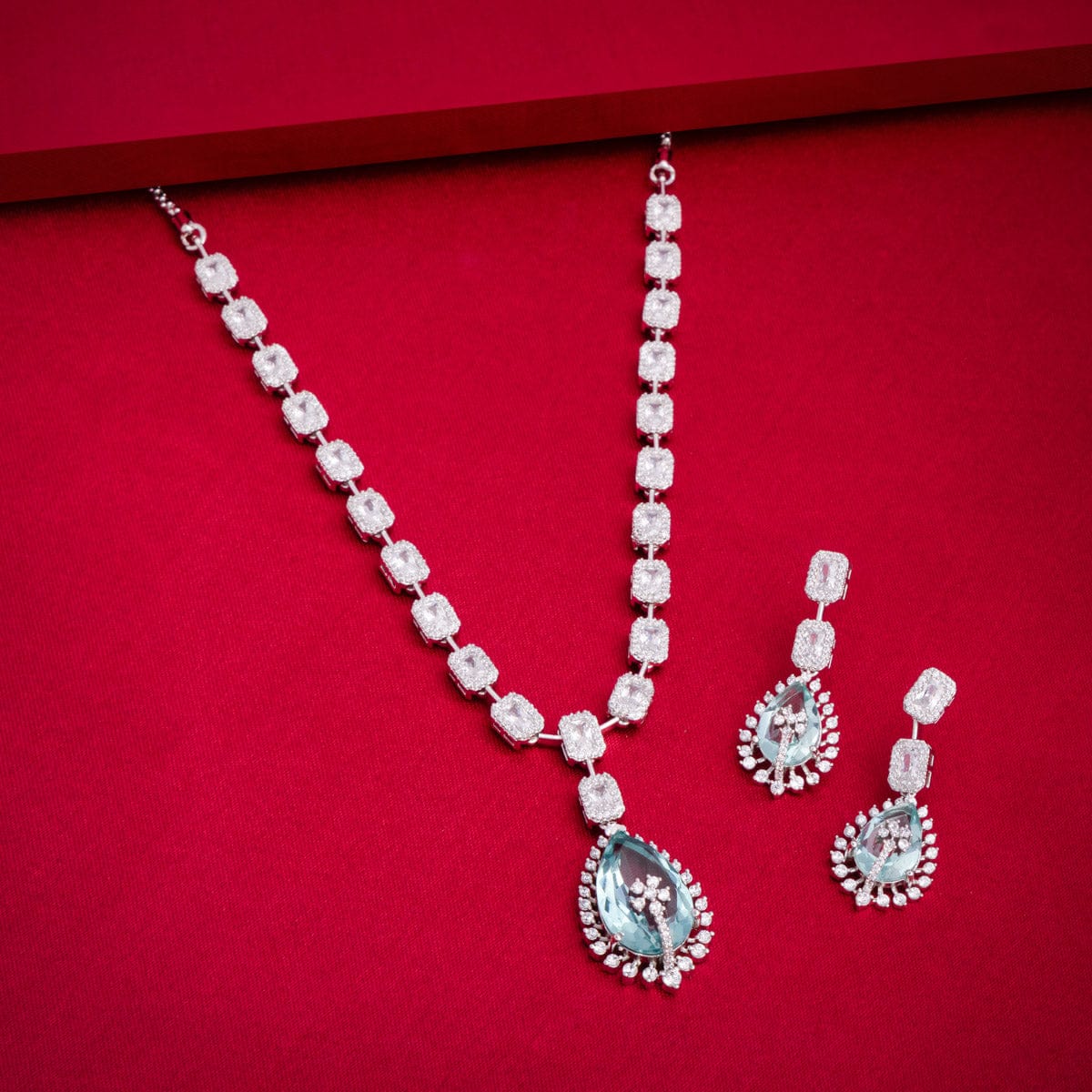 Zircon Necklace Zircon Necklace 184480