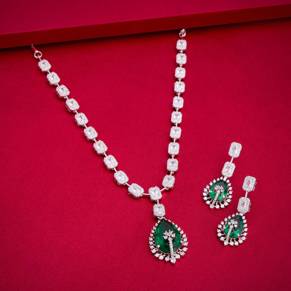 Zircon Necklace Zircon Necklace 184480