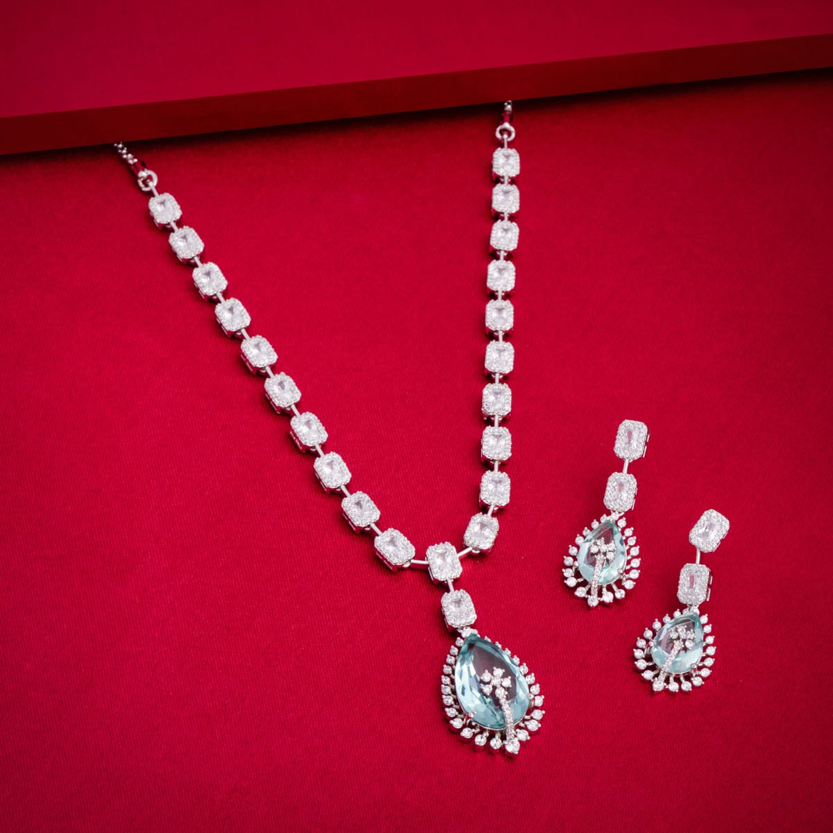 Zircon Necklace Zircon Necklace 184480