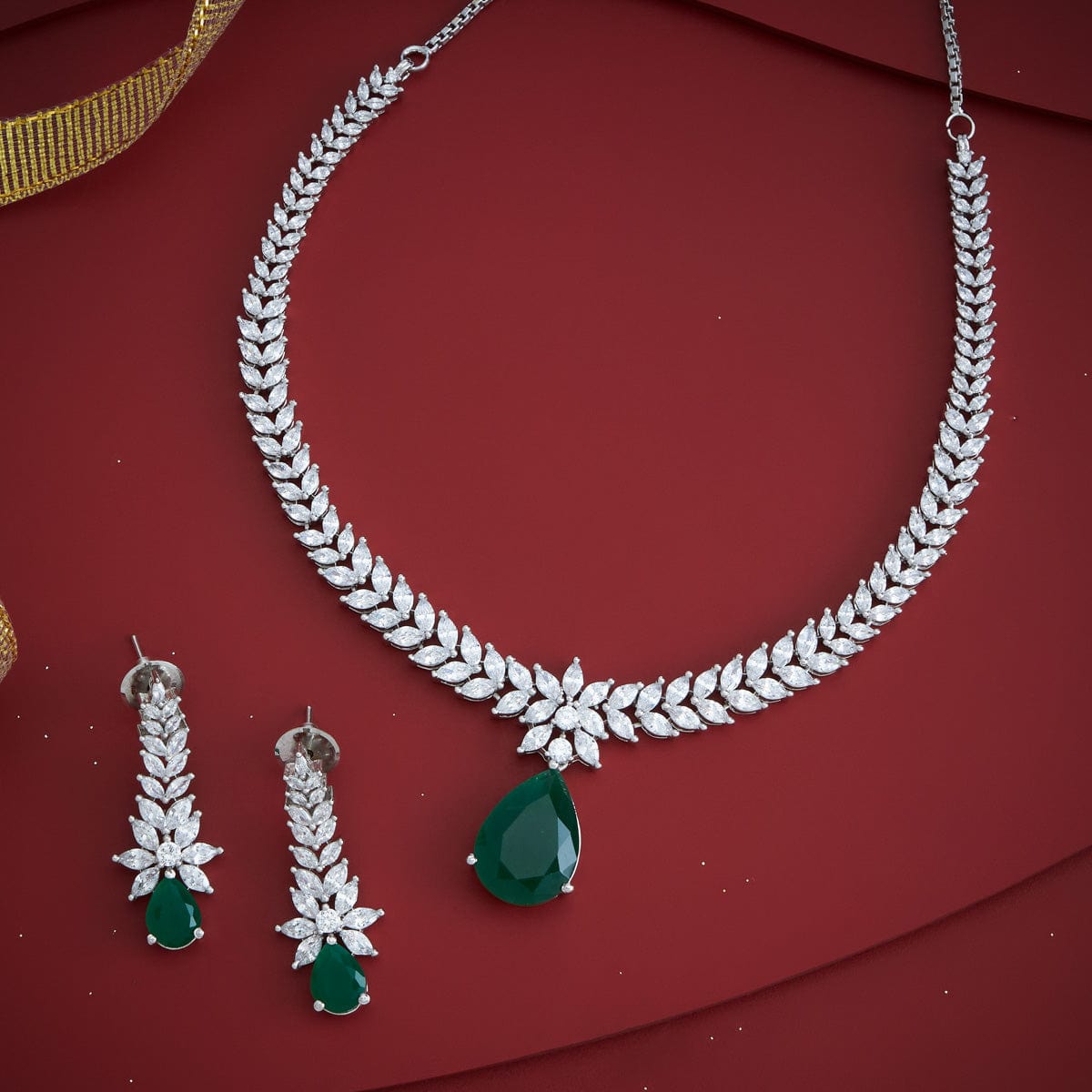 Zircon Necklace Zircon Necklace 185347