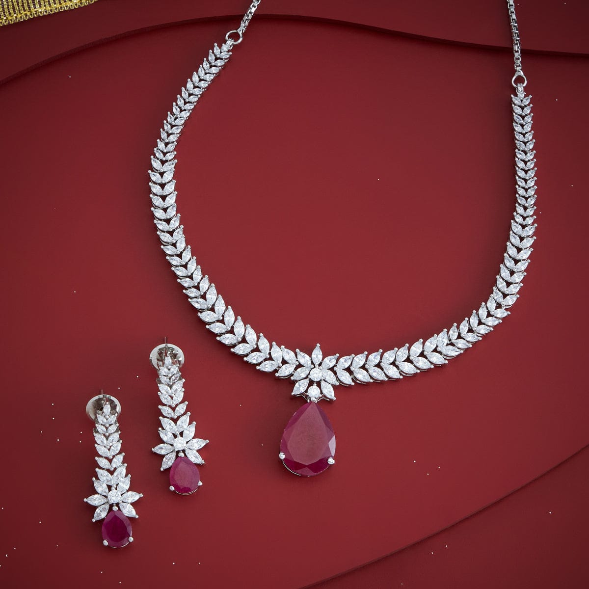 Zircon Necklace Zircon Necklace 185347