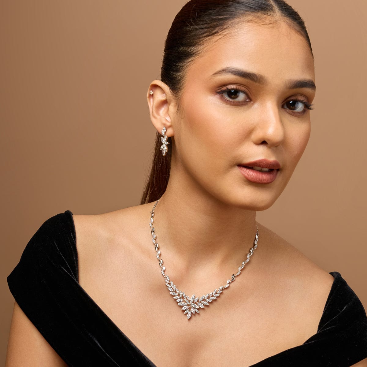 Zircon Necklace Zircon Necklace 185715