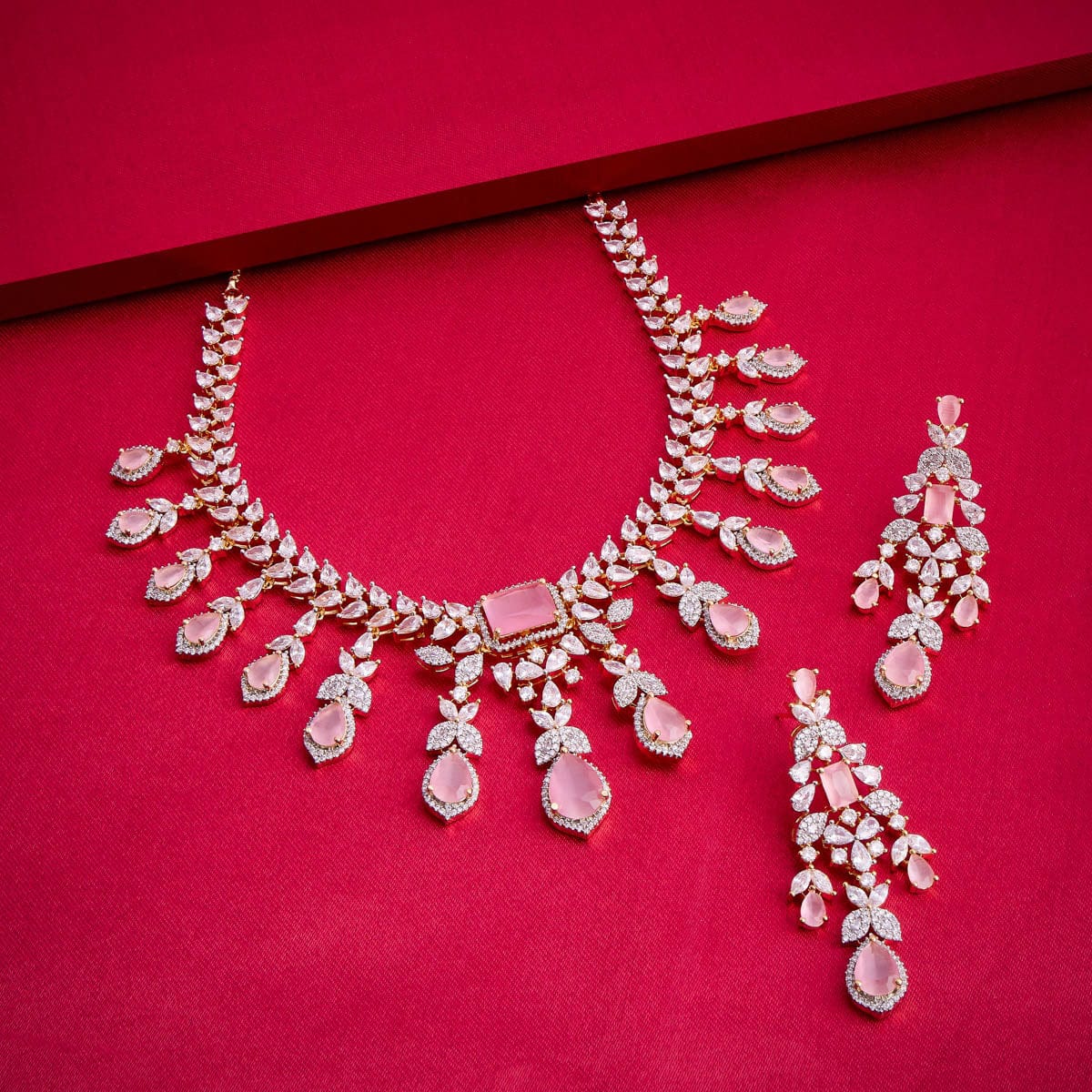 Zircon Necklace Zircon Necklace 186623