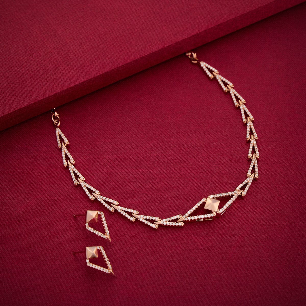 Zircon Necklace Zircon Necklace 187586