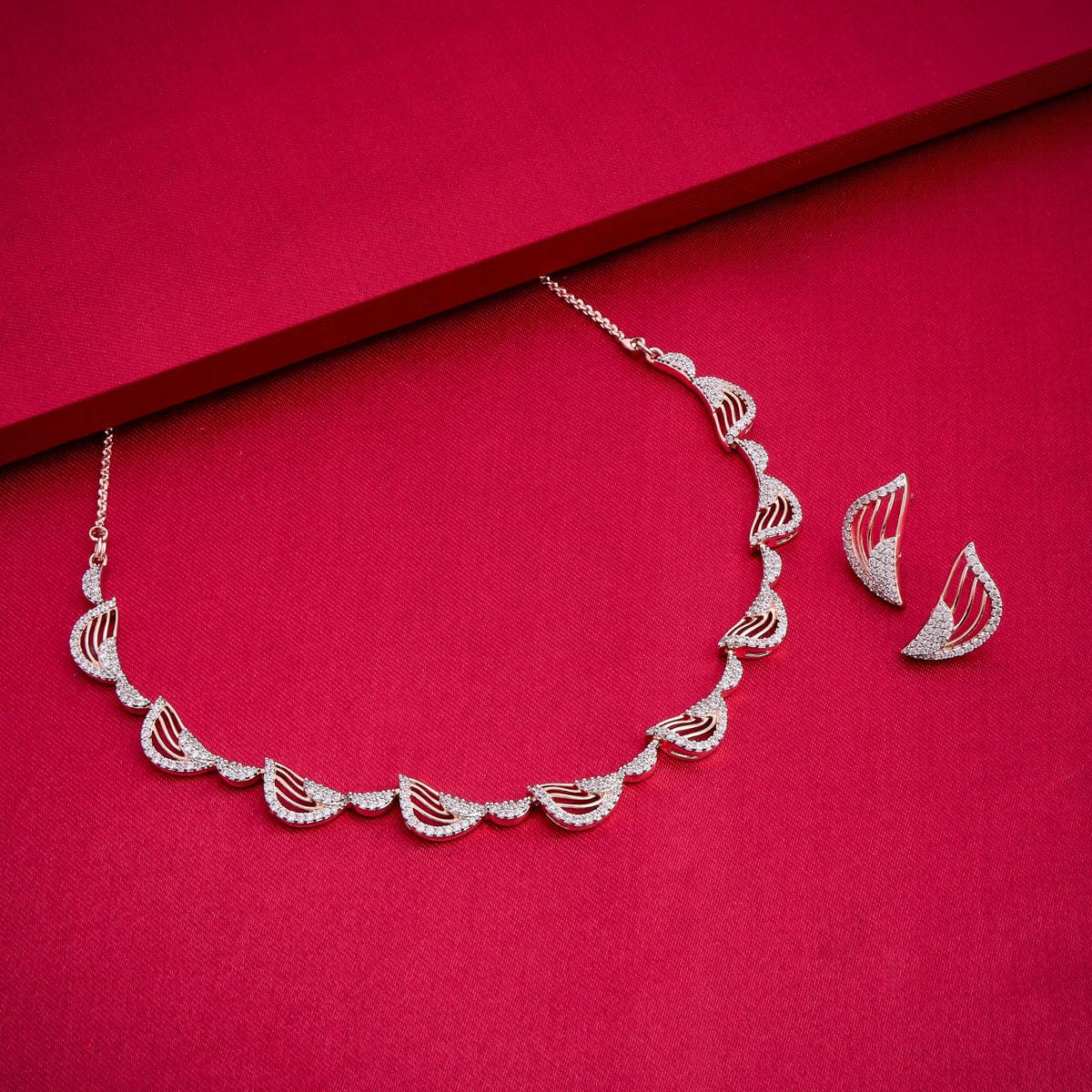 Zircon Necklace Zircon Necklace 187588