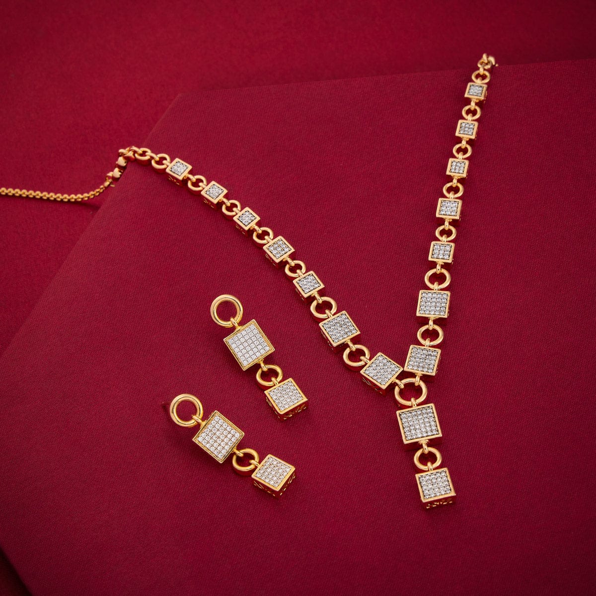 Zircon Necklace Zircon Necklace 187592