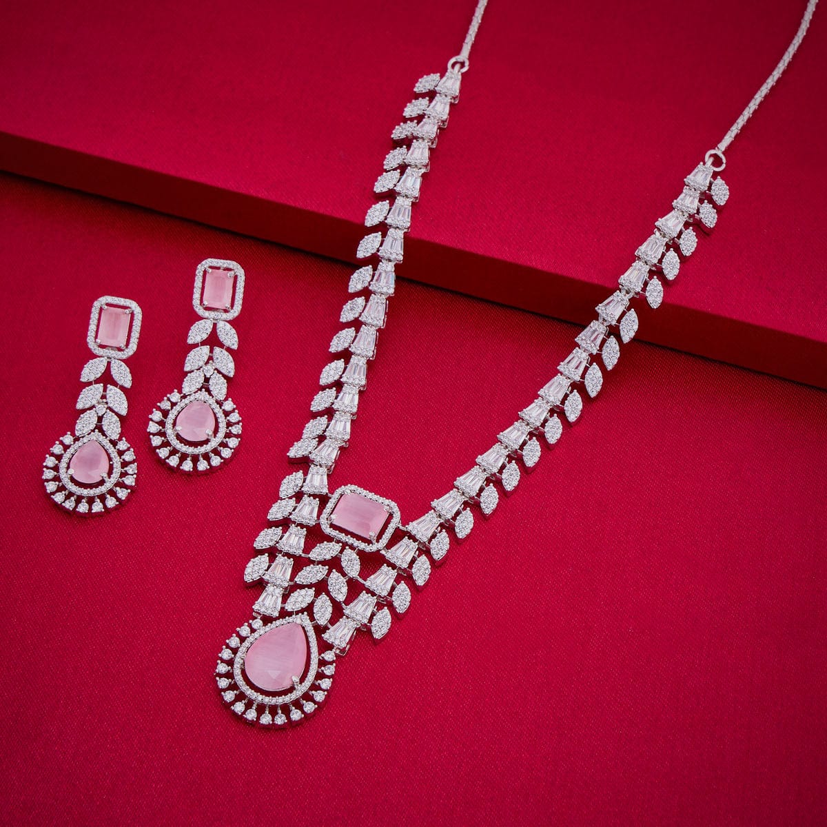 Zircon Necklace Zircon Necklace 187603