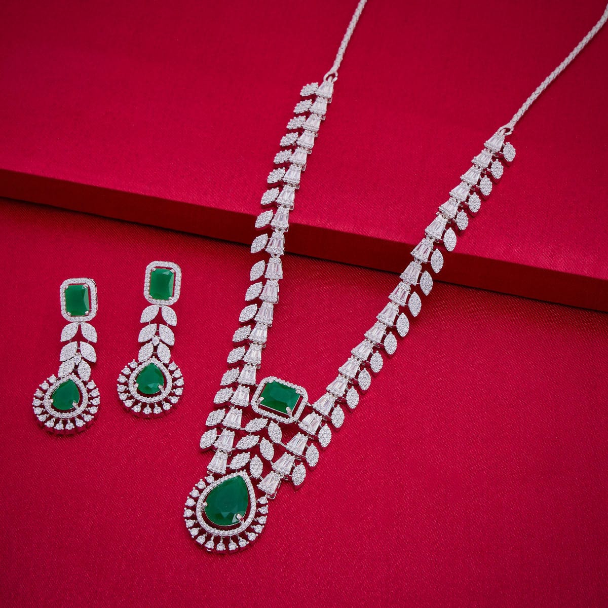 Zircon Necklace Zircon Necklace 187603