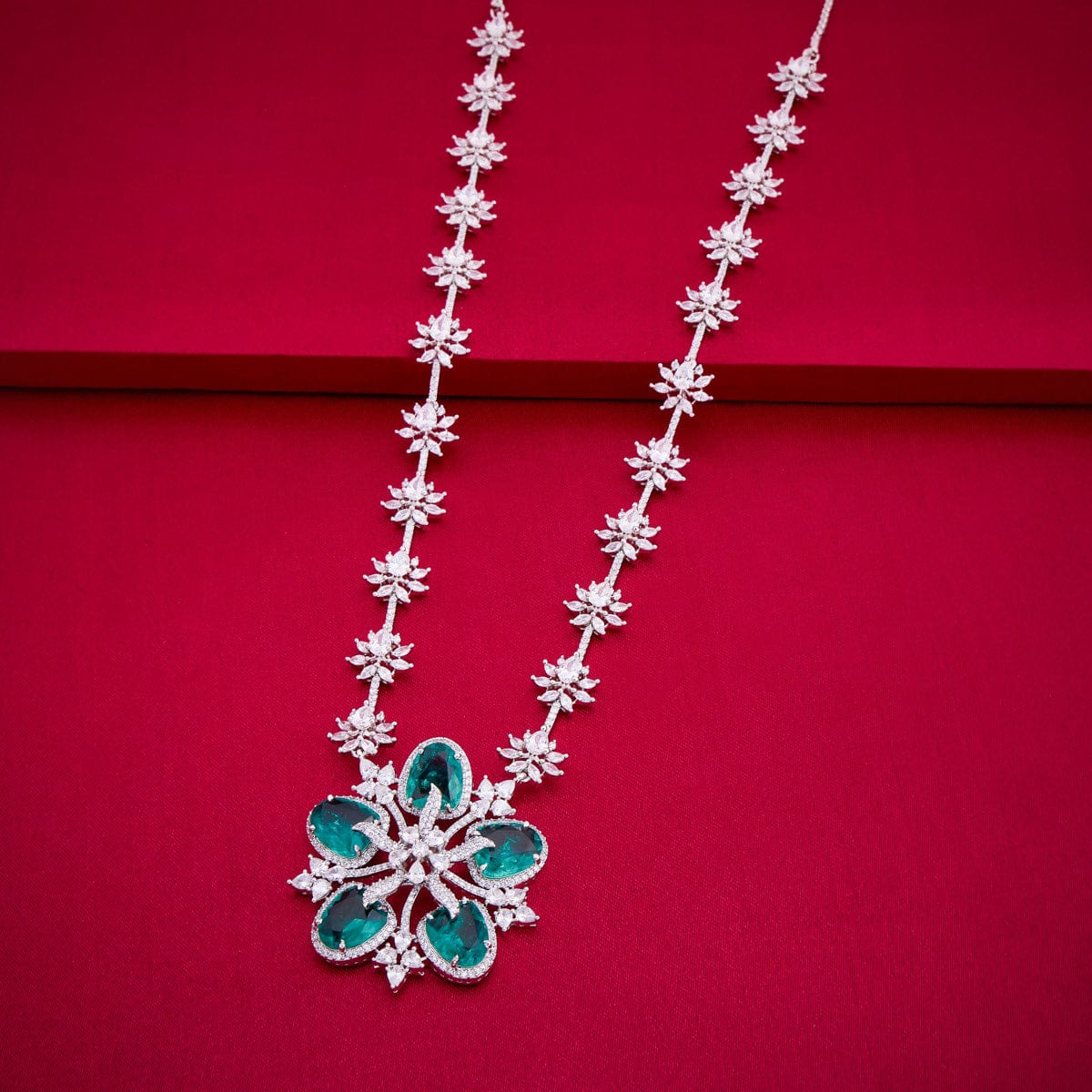 Zircon Necklace Zircon Necklace 187635