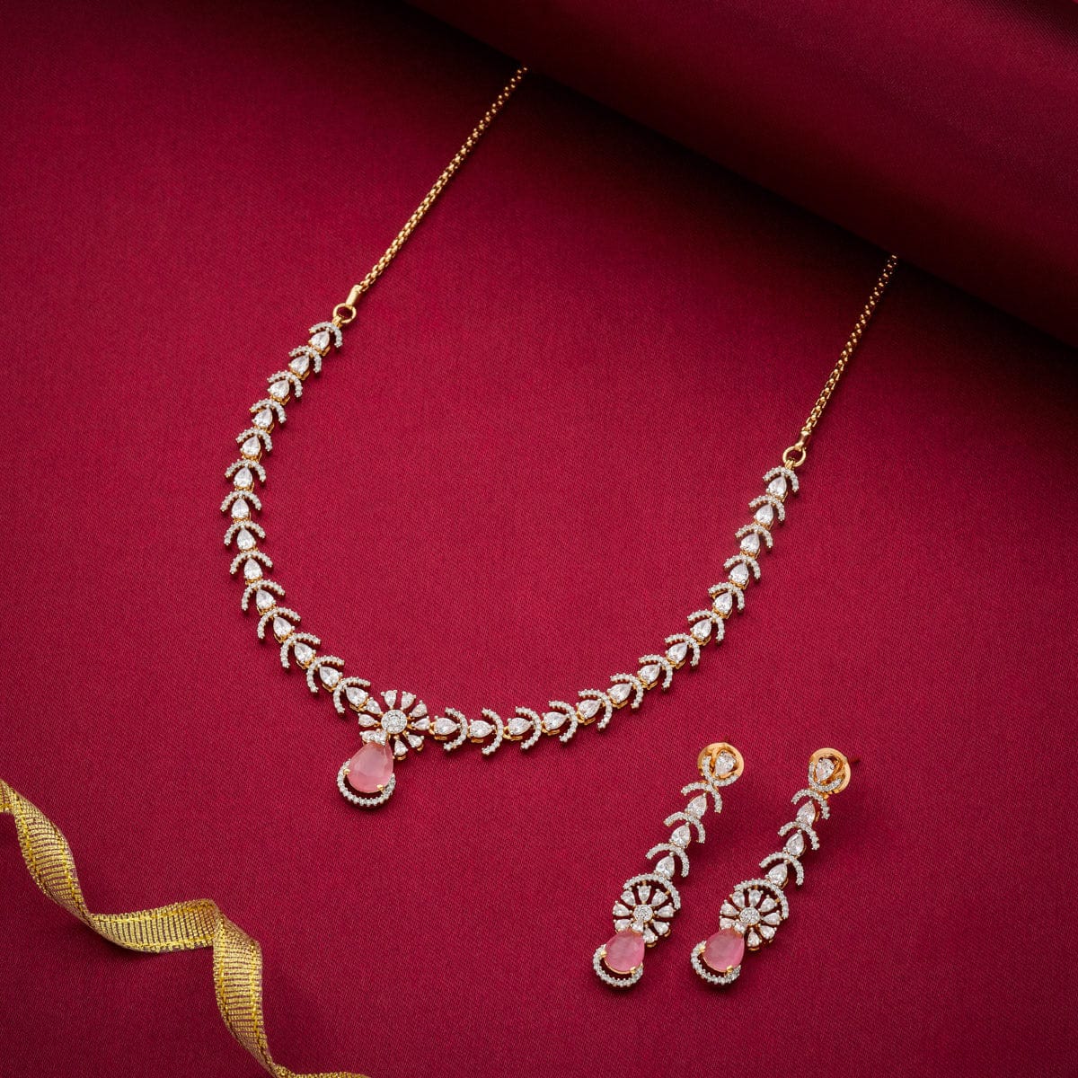 Zircon Necklace Zircon Necklace 187644