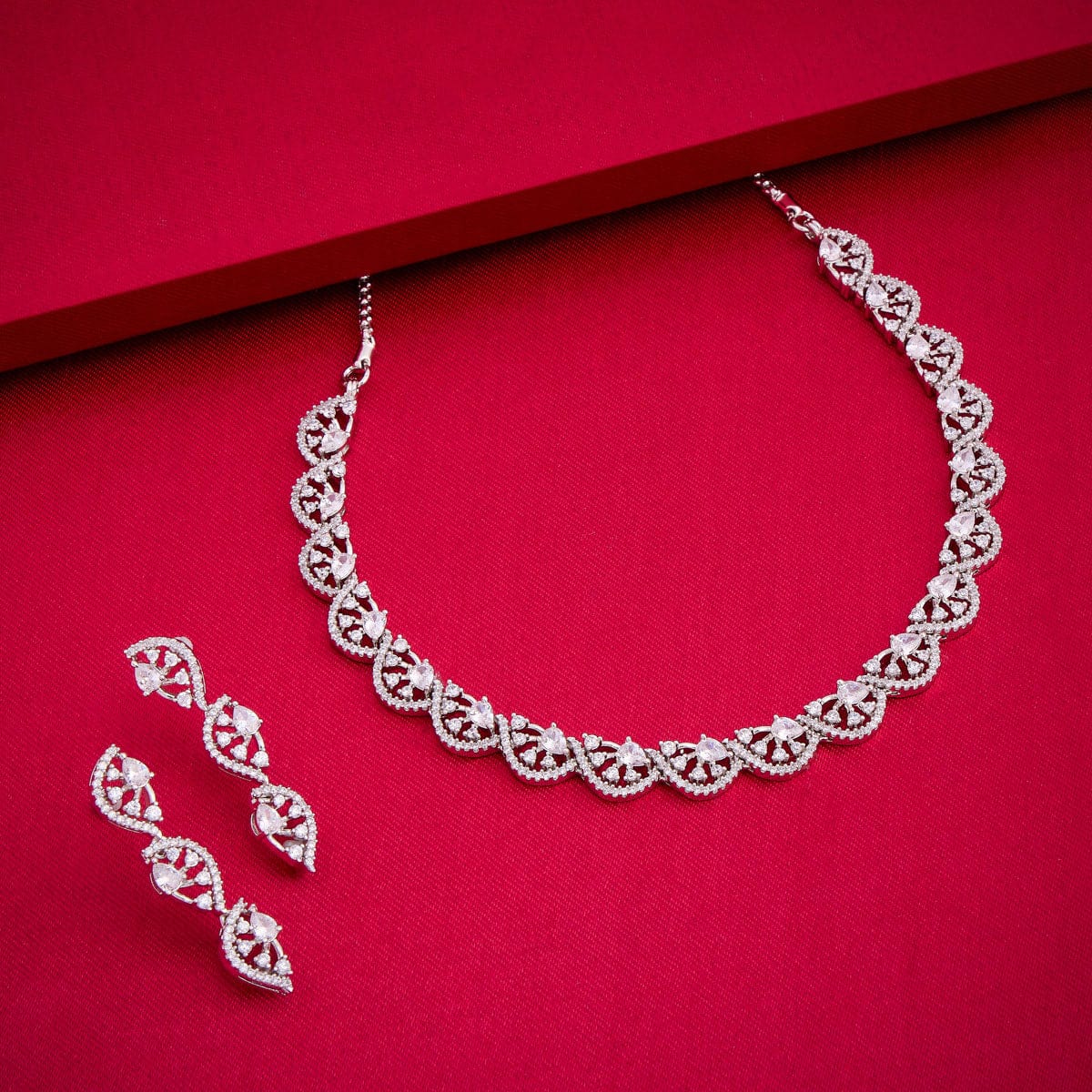 Zircon Necklace Zircon Necklace 187657