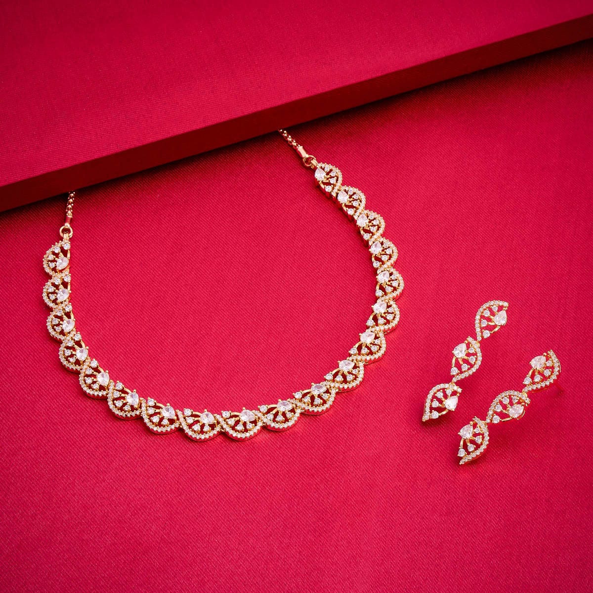 Zircon Necklace Zircon Necklace 187657