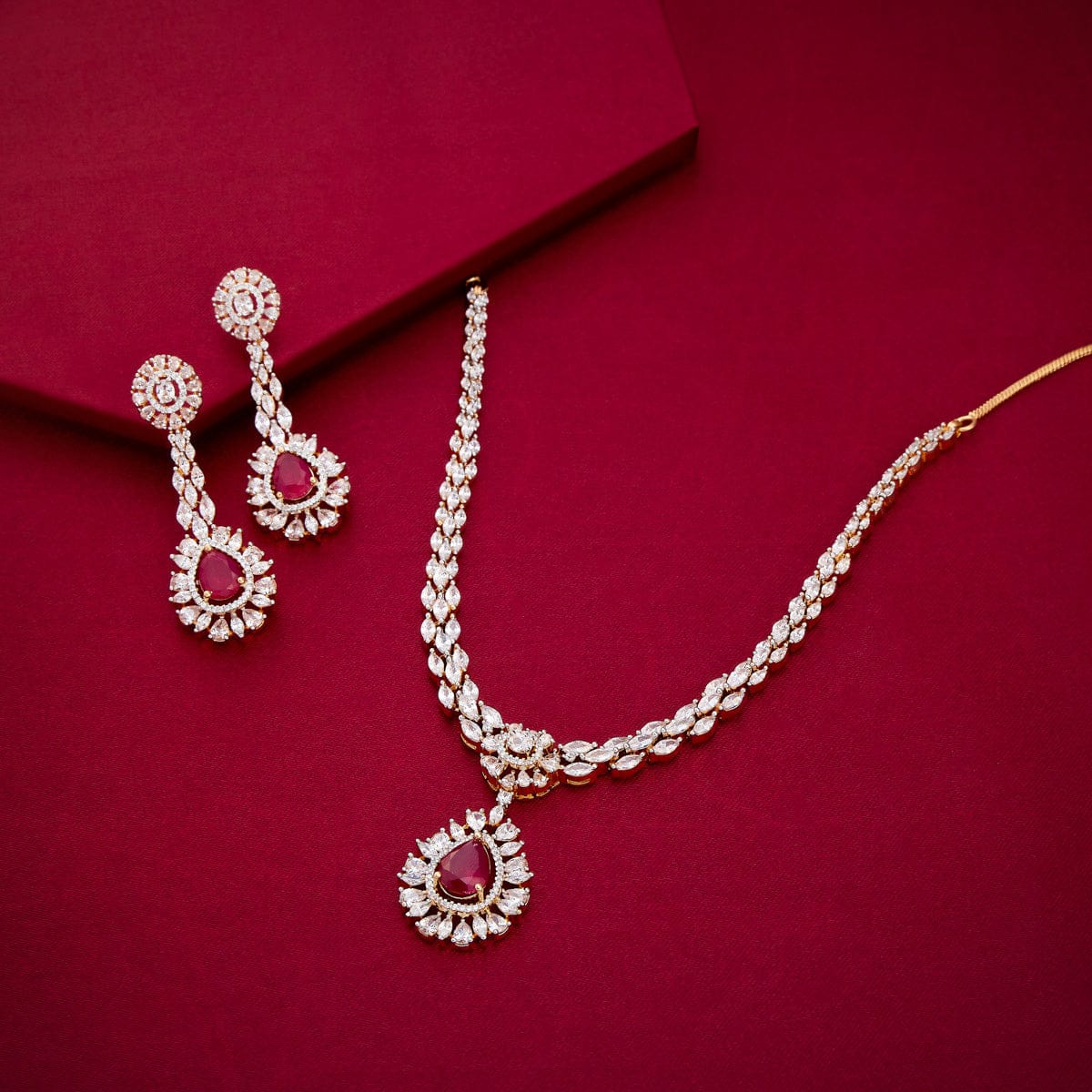 Zircon Necklace Zircon Necklace 188733