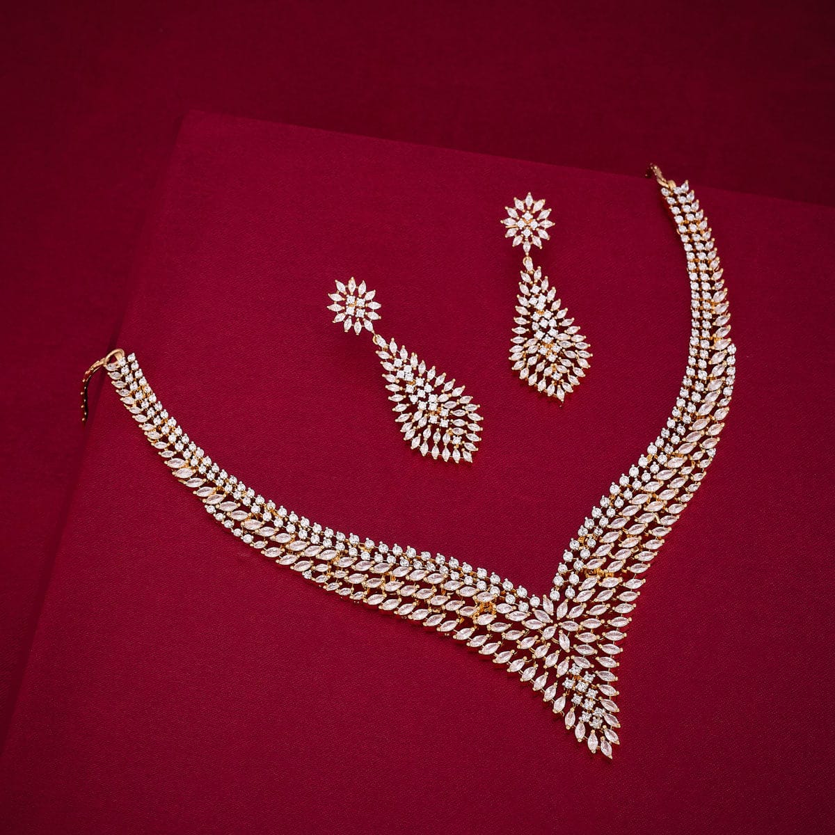 Zircon Necklace Zircon Necklace 188737